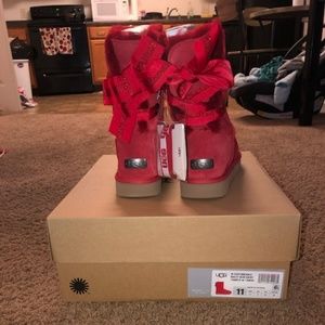Size 11 red uggs